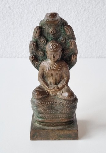 Buddha figur mit - mit, 7-köpfigem